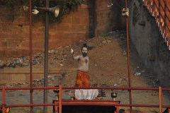 20090402-varanasi-river-020.jpg