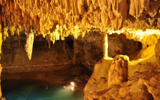 mexico-20091218-002-yucatan-merida-cave